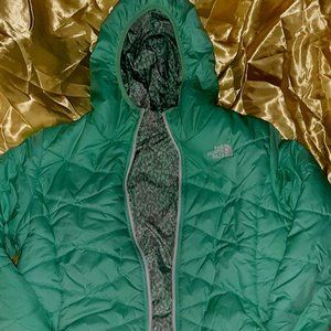 The NORTH FACE reversible jacket